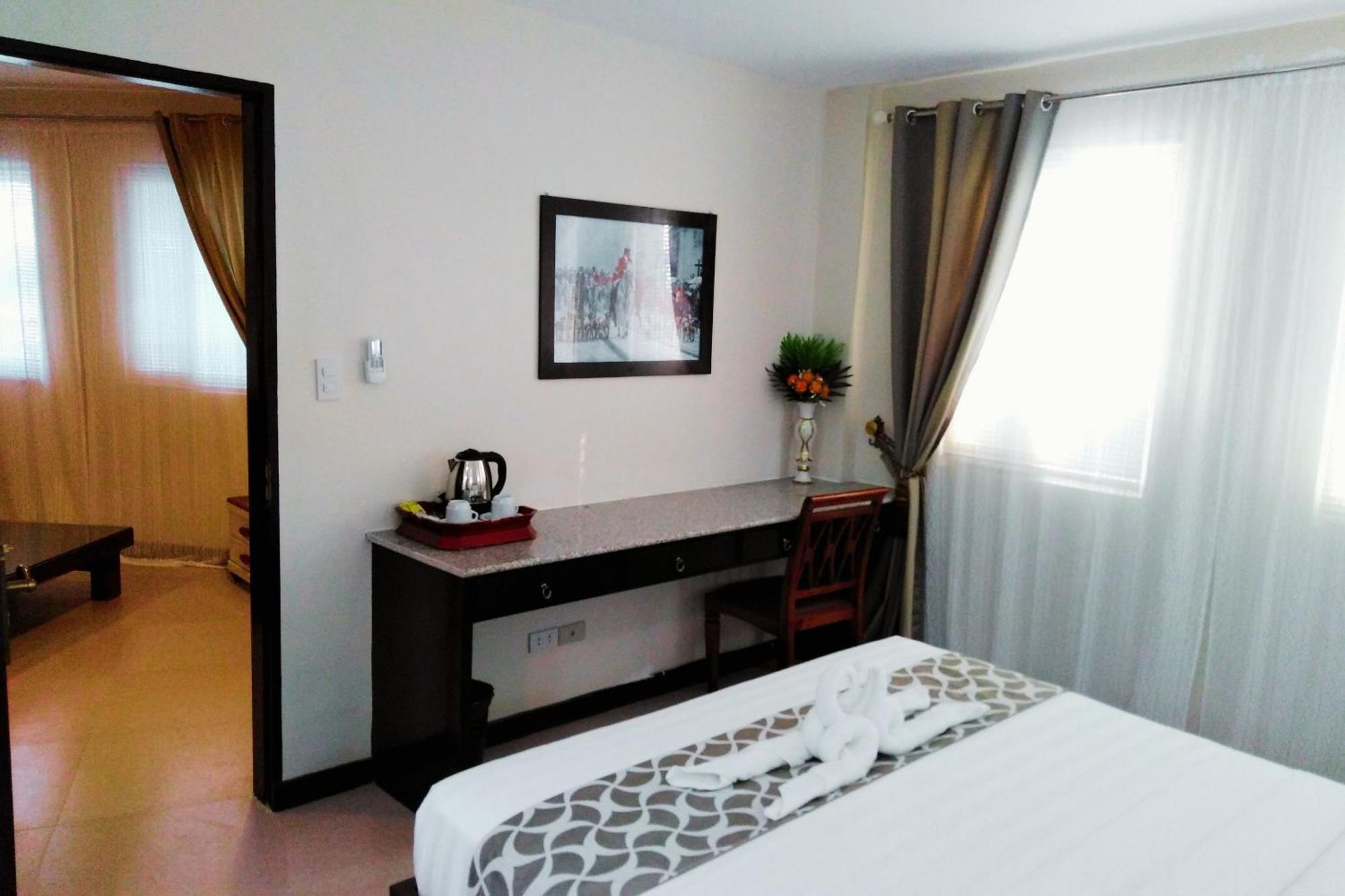 Venezia Suites Hotel Iloilo Ruang foto
