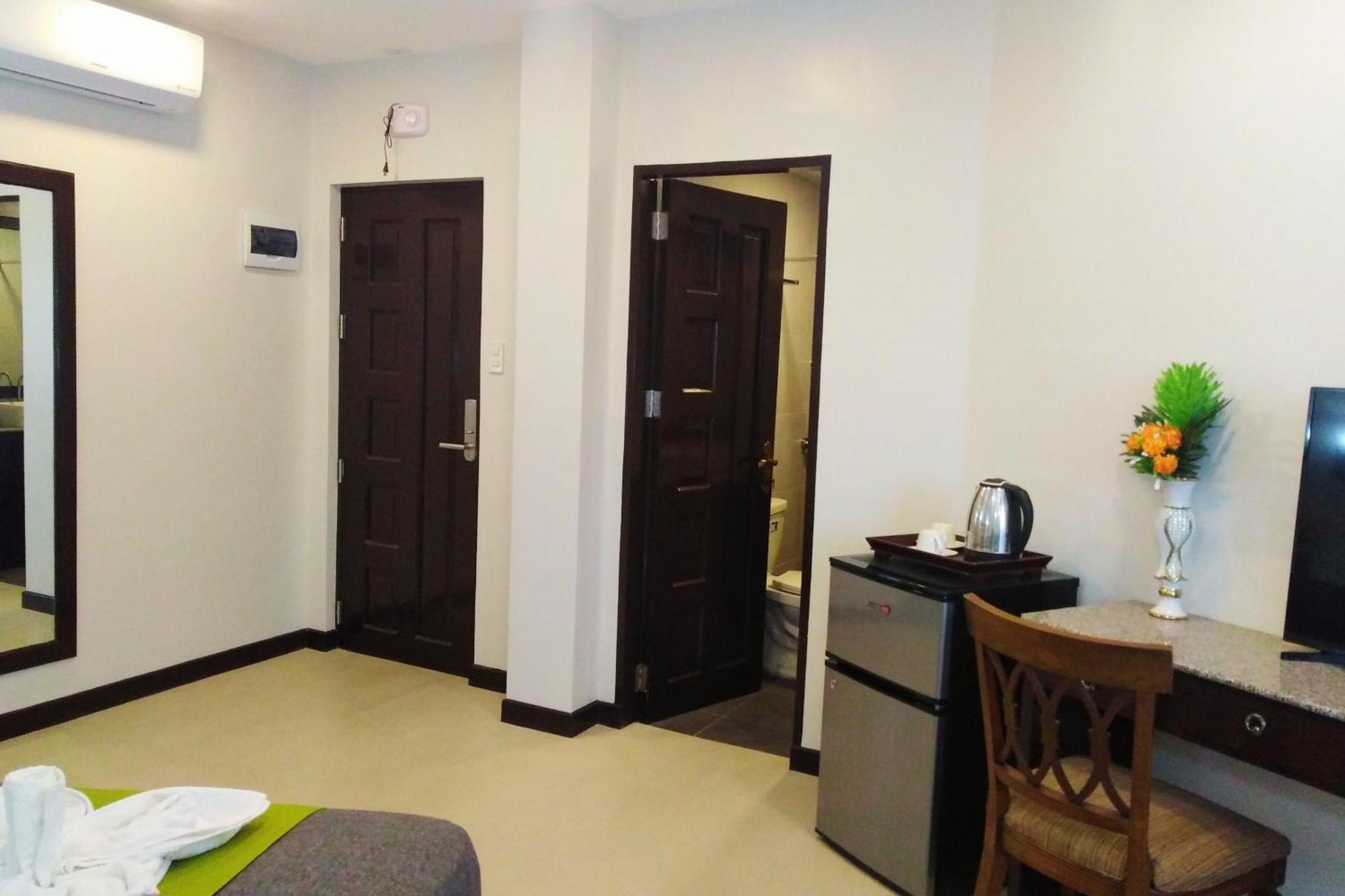 Venezia Suites Hotel Iloilo Ruang foto