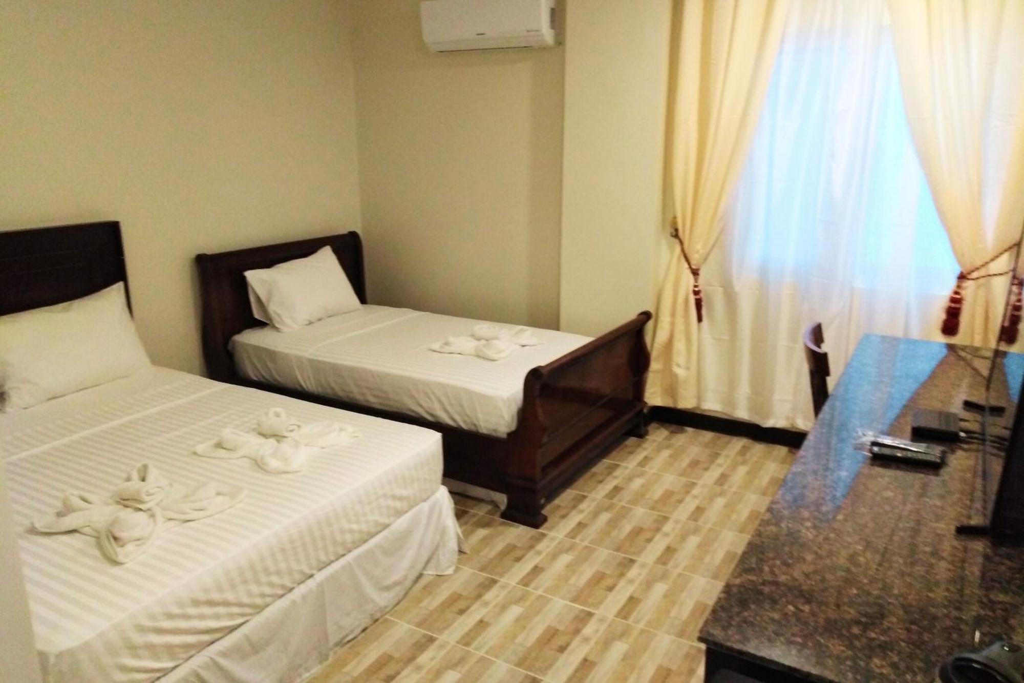 Venezia Suites Hotel Iloilo Ruang foto