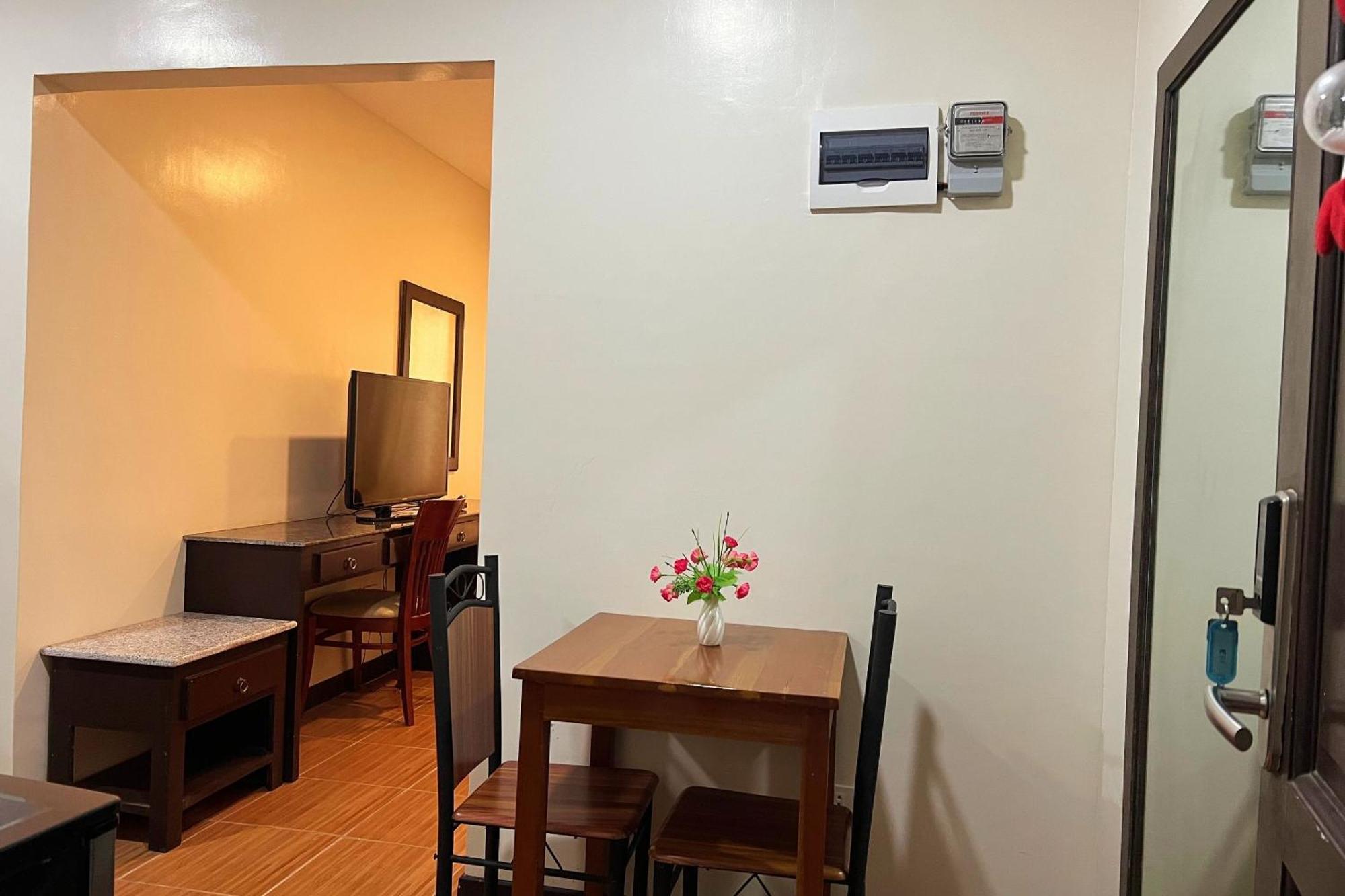 Venezia Suites Hotel Iloilo Ruang foto